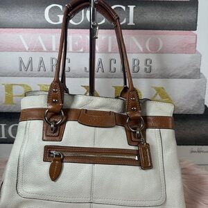Coach cream/tan pebble leather Shoulder bag